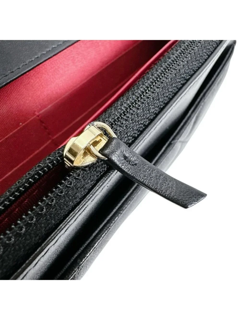 Chanel Lambskin Chain Wallet 19 Shoulder Bag Black